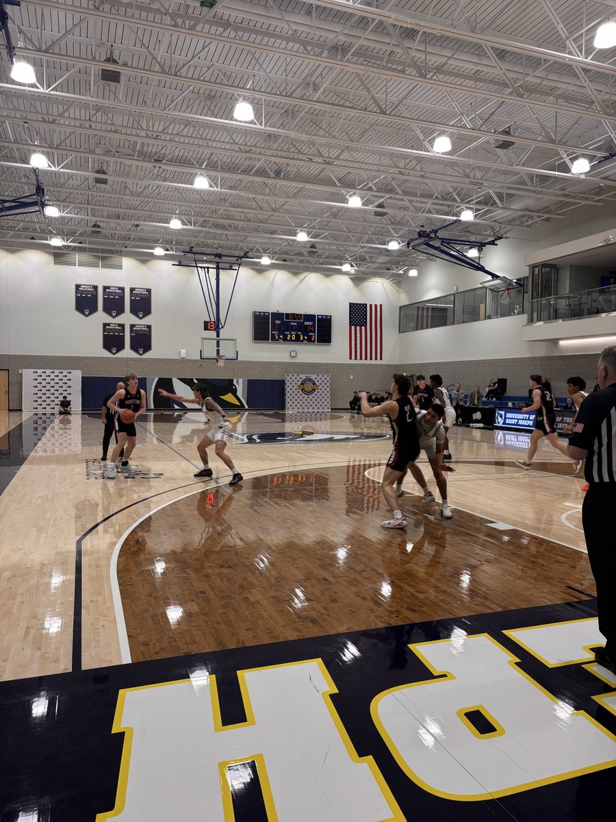 Dylan Thayer tweet media