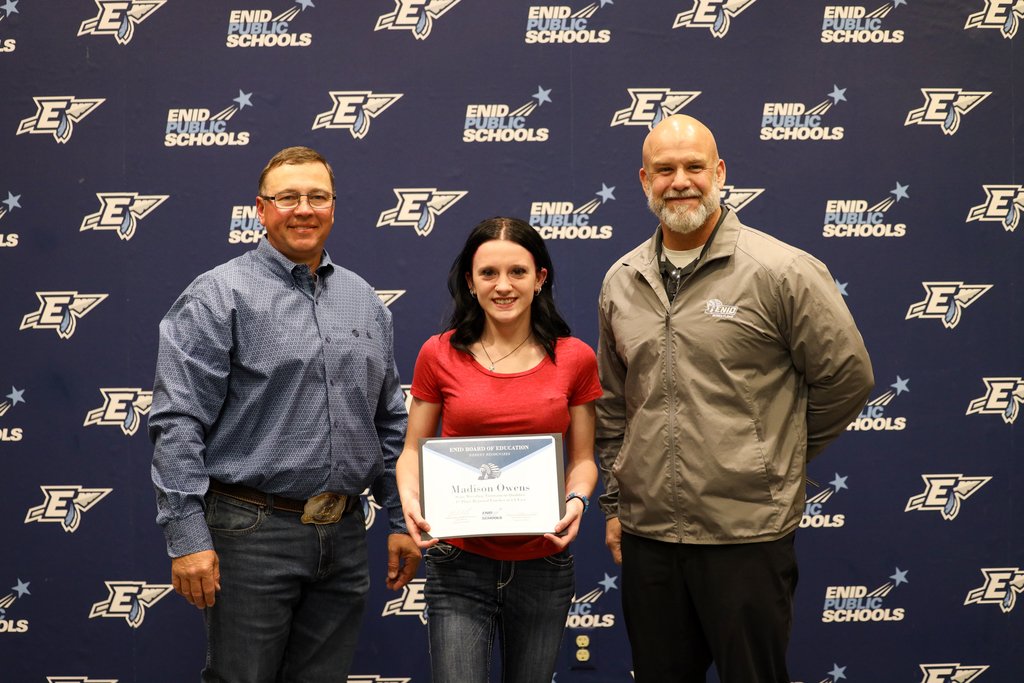 enidhigh580's tweet photo. Congratulations to Madison Owens, State Wrestling Tournament Qualifier and 4th Place Regional Finisher at 6A East! https://t.co/CJ3YY7Bz9V