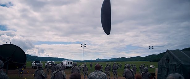 jSIMSj's tweet photo. @MagicallyViral @NoContextHumans A fan made recreation of the movie Arrival https://t.co/M1QBrpNqKr