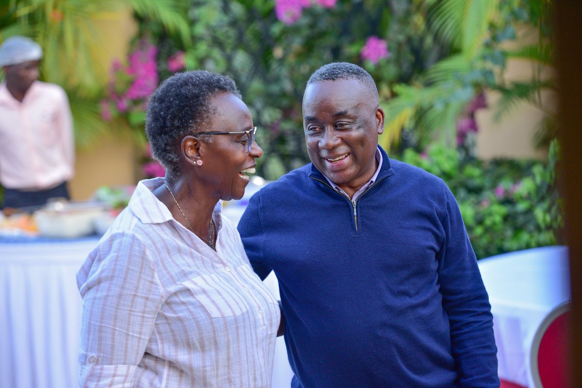 Uwihanganye_A's tweet photo. We are keeping the @amufuruki legacy alive through @ALIEastAfrica - glad to have connected with fellows #ALIFellows &amp; welcoming the new class of distinguished leaders into our network. @AspenAGLN https://t.co/XZIcjm3B6G