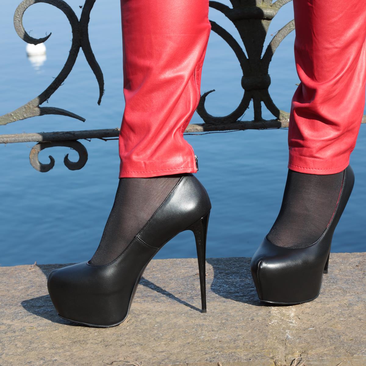 Fashion Unlimited tweet media