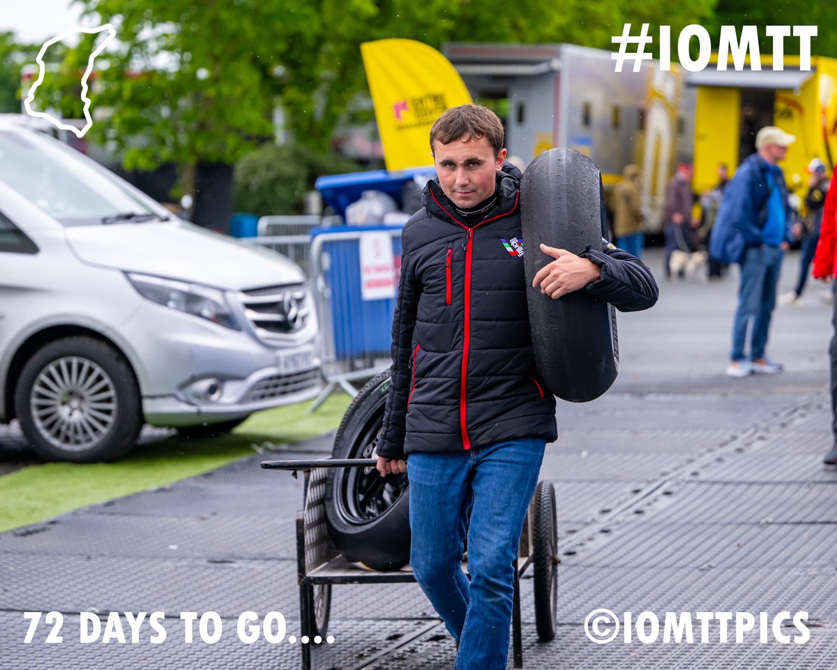 iomTTpics tweet media