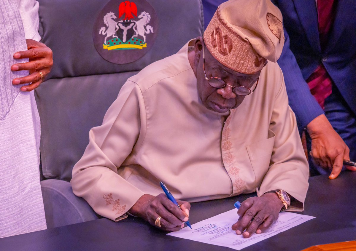 Igbo Man tweet media