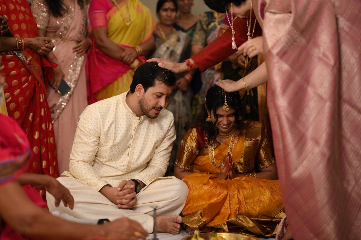 chill_kar_manju's tweet image. Got engaged to my best friend &amp;amp; officially entered my fiance era last week and I can’t stop smiling 🧿❤️✨

@VaibhavKaul5