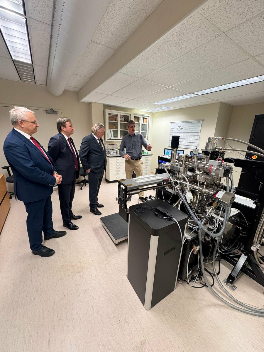 MeilunasE's tweet image. Stronger Lithuania 🇱🇹–Canada 🇨🇦 academic ties: Vilnius University and McMaster University have signed MoU to expand joint research, academic exchanges, and collaboration in key scientific fields.
#Lithuania #Canada #University #Sciences