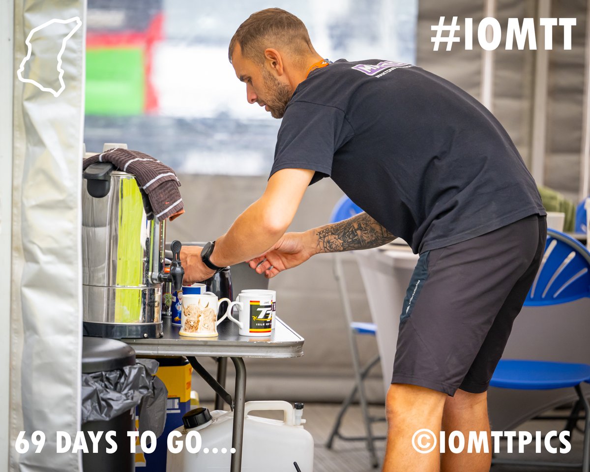 iomTTpics tweet media