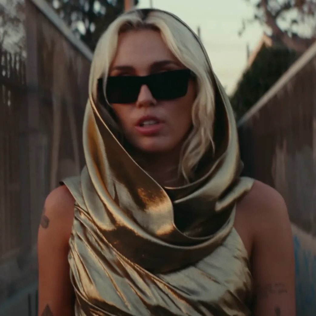 Anitta Charts tweet media