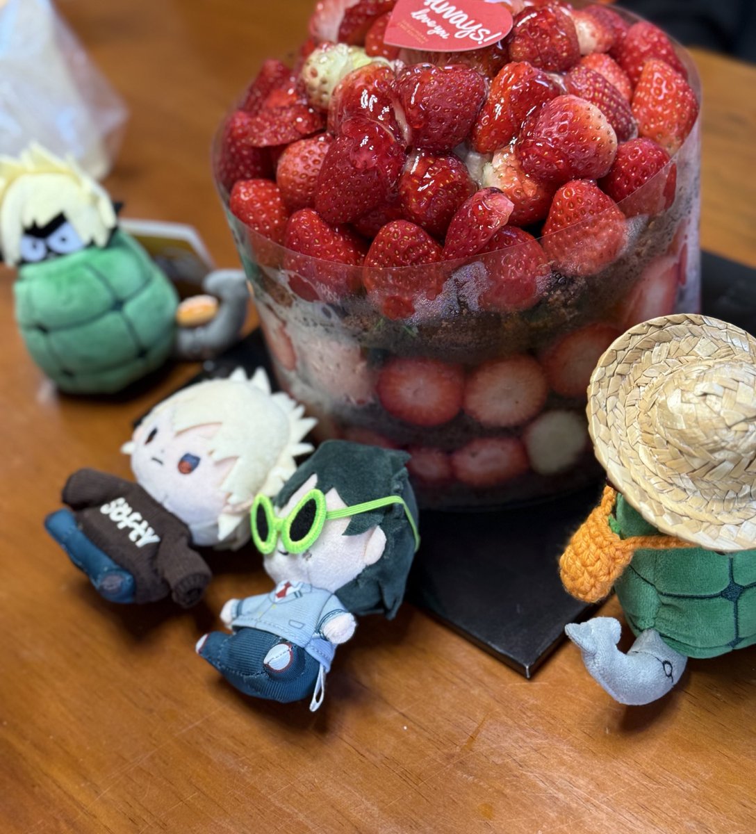navyou77's tweet photo. 히놀하는 지인들이랑..
지인네 놀러가서 힐링캠프 하고왔어요 🕺 https://t.co/Y8uYqlkKik
