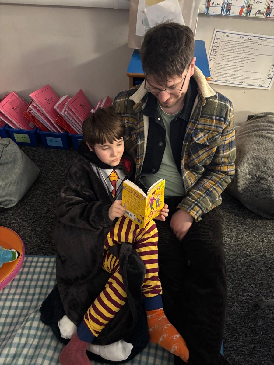 Rachel Saunders tweet media