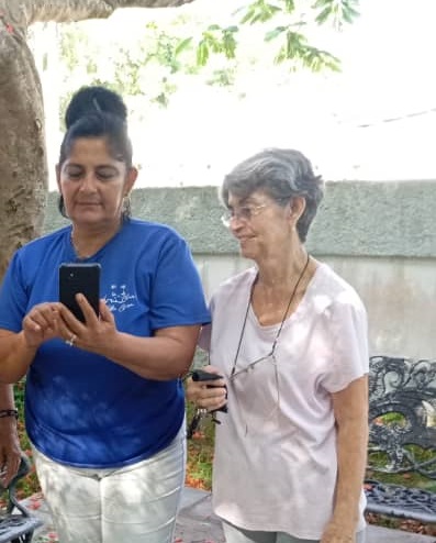JC_MunicipioSC's tweet photo. #JovenClubSantaClara continúa comprometido con la #Infoalfabetizacion de las personas mayores a pesar de las circunstancias, para nosotros es un privilegio formar parte de su educación informática.
#JovenClubXCuba https://t.co/vN4lRoccDv
