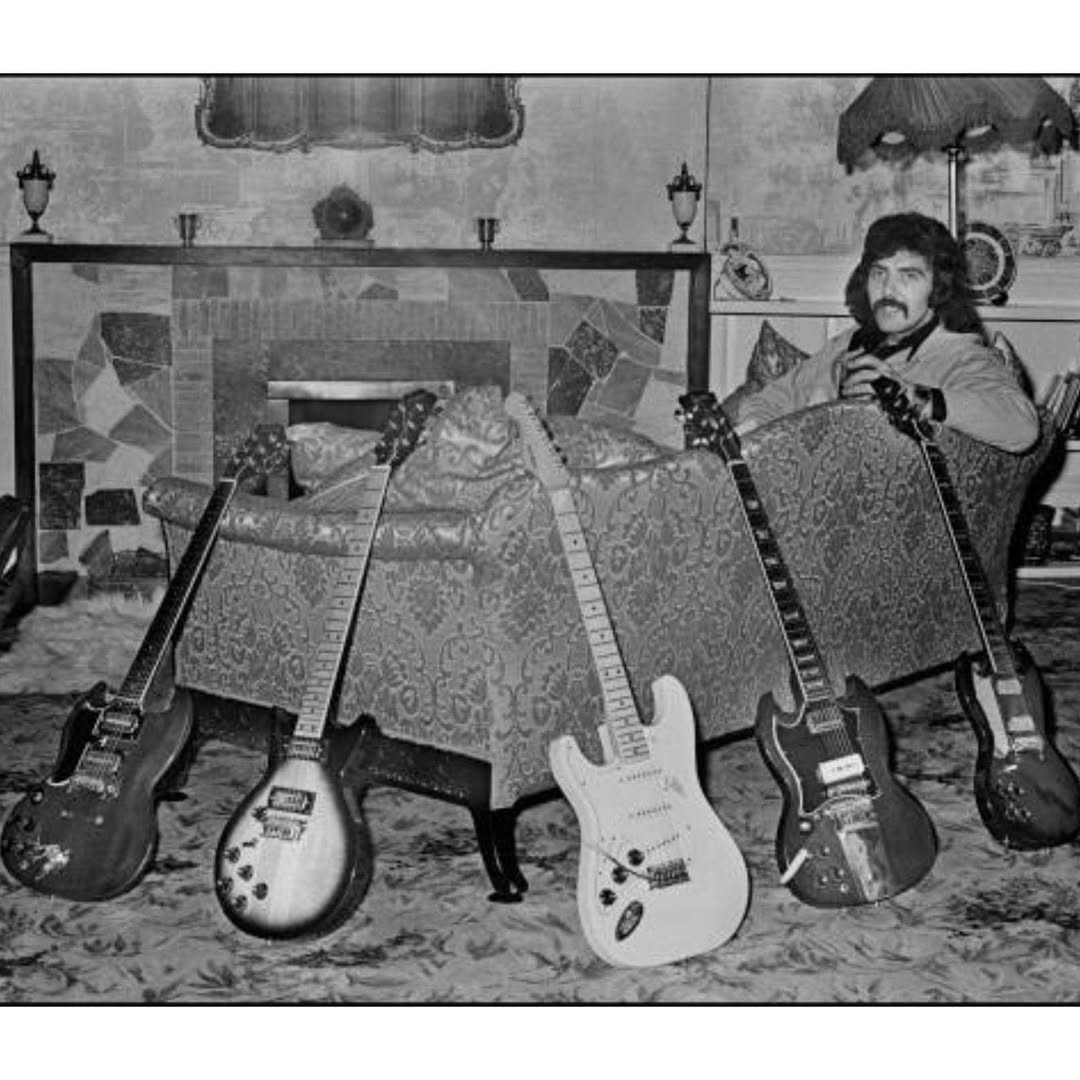 Tony Iommi tweet media
