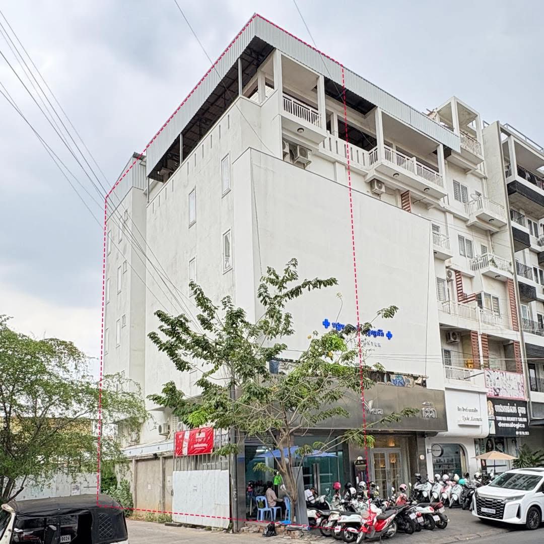 🏠 ផ្ទះអាជីវកម្ម ជិតស្តុប ទួលទំពួង ផ្លូវ អាជីវកម្ម24h/24h 
📍 ទីតាំង: ផ្លូវ 163 សង្កាត់ ទួលស្វាយព្រៃទី1 ខណ្ឌ 
🔹 ទំហំដី ៖ 6m x 20m 
🔹 ទំហំផ្ទះ ៖ 6m x 18m 
💰 លក់តំលៃ: 700,000$