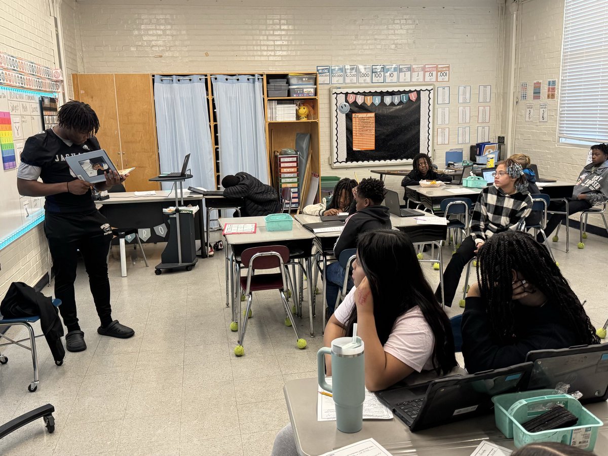 Spalding High Football tweet media