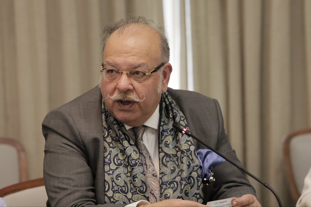 Editors Club Of India tweet media