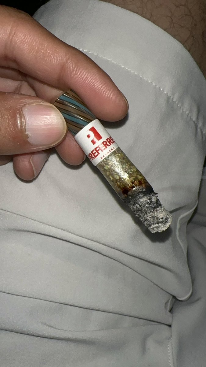 I’m really confused about something and I don’t know how to react to it. So on one hand, people want me to DM a brand before giving a bad review. What exactly does that accomplish? Am I negotiating some kind of extortion to pay me to not post it in the form of a refund?