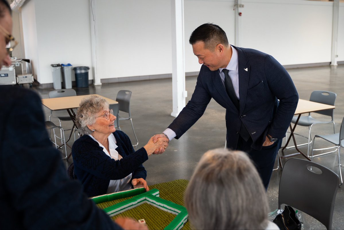 Stan Cho tweet media