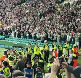 nicoraskinssocks tweet media