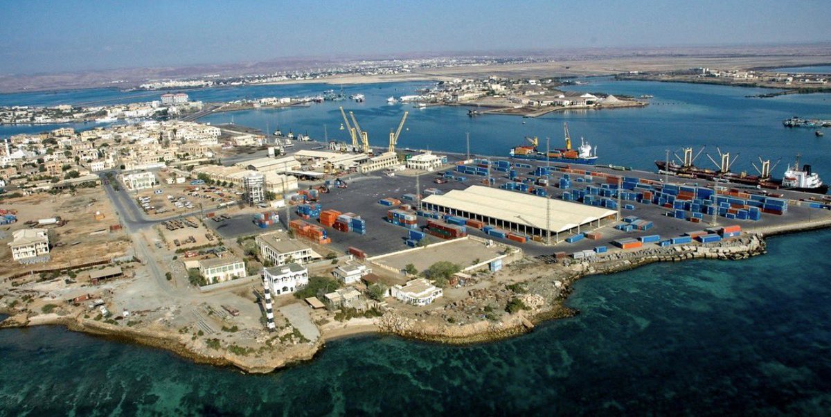 JMichael_Smith's tweet photo. If Ethiopia 🇪🇹 strengthens access to the Red Sea through ports like Assab or other regional corridors, it could significantly reshape the Ethiopian economy over the next 20 years. Here’s how.

1. Ethiopia Could Become East Africa’s Logistics Hub

Ethiopia sits at the center of a region with over 400 million people (Ethiopia, Sudan, South Sudan, Somalia, Kenya).

With strong Red Sea access, Ethiopia could become a regional trade gateway for:

• Sudan
• South Sudan
• Somalia
• parts of Central Africa

This would create:

🚚 logistics companies
🚆 rail corridors
📦 warehousing hubs
🚢 container shipping services

Much like Dubai became the logistics hub of the Middle East.

2. Export Industries Would Expand Rapidly

Lower shipping costs make exports competitive.

Major Ethiopian exports that could grow dramatically:

☕ specialty coffee
🌾 agricultural products
🥩 livestock and meat exports
👕 textiles and garments
🏭 manufactured goods

For example, Ethiopia already produces some of the world’s best coffee, and faster Red Sea shipping routes could dramatically expand global market reach.

3. Industrial Parks Could Explode in Growth

Ethiopia has already built multiple industrial parks designed to produce goods for export.

With better port access, Ethiopia could become a manufacturing hub for global supply chains, especially for:

• textiles
• leather goods
• pharmaceuticals
• electronics assembly

Many companies are moving manufacturing out of Asia to Africa, and Ethiopia is a prime candidate.

4. Massive Infrastructure Development

Ports trigger entire economic ecosystems.

Over the next two decades Ethiopia could see:

• new highways
• railways connecting Addis Ababa to ports
• logistics free zones
• cargo airports
• industrial cities

These projects create millions of jobs and stimulate economic growth.

5. Ethiopia Could Become an Energy Export Power

Ethiopia is investing heavily in hydropower and renewable energy, including the massive Grand Ethiopian Renaissance Dam.

With Red Sea access, Ethiopia could export:

⚡ electricity
⛽ refined fuels
🔋 green energy

to nearby countries in the Middle East and Africa.

6. Tourism and International Travel Would Increase

Improved connectivity could boost tourism:

• Red Sea coastal tourism
• Ethiopian historical tourism (Lalibela, Axum, Gondar)
• conference and diplomatic travel in Addis Ababa

Addis is already Africa’s diplomatic capital, hosting the African Union.

7. Ethiopia Could Become One of Africa’s Largest Economies

Ethiopia already has:

• one of Africa’s fastest-growing economies
• the second-largest population in Africa
• huge agricultural resources
• expanding infrastructure

Access to the Red Sea would unlock the full potential of these advantages.

Economists believe Ethiopia could become one of Africa’s top three economies within the next two decades if logistics barriers are reduced.

What This Means for the Next 20 Years

If Ethiopia fully connects to Red Sea trade routes, the country could experience:

📈 faster GDP growth
🏭 major industrialization
🚢 expanded global trade
🌍 increased foreign investment

In simple terms:

Ports unlock prosperity