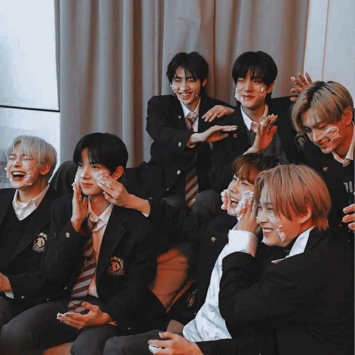 Débi 🩵🤍 loves winnysatang forever tweet media