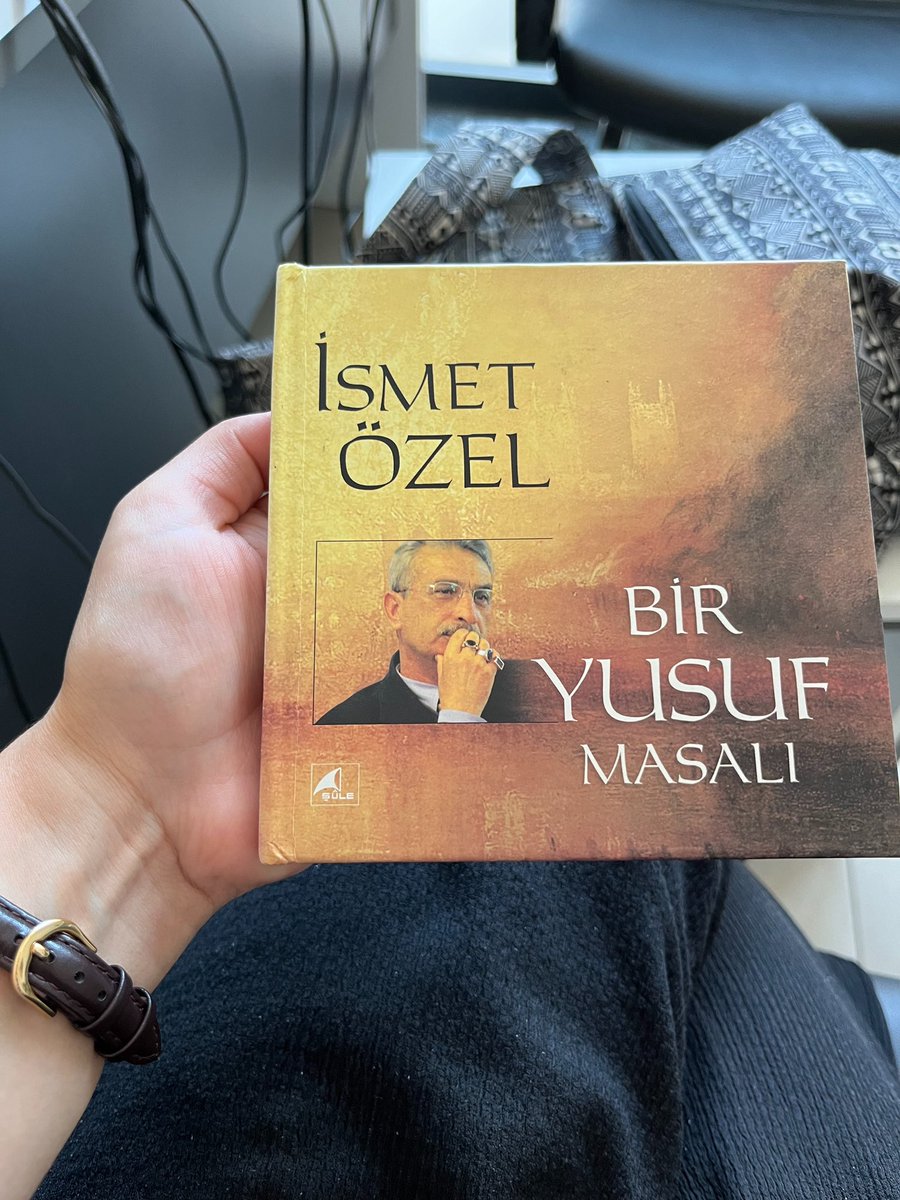 haticekuguogluu's tweet photo. Bir klasiktir mesela ramazanda Hz. Yusuf izlemek gibiiii https://t.co/xtcjyWmJy0