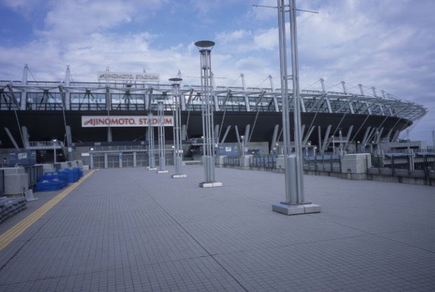 2001 Live tweet media