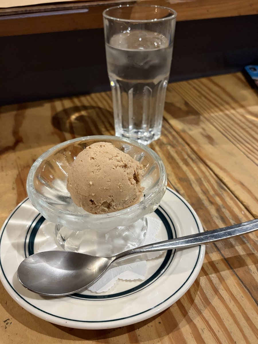 VmgmlIs's tweet photo. 今日はグルメ旅です。
食べ物はとても満足感を与えてくれますね😋 https://t.co/K2D8R4HCPb