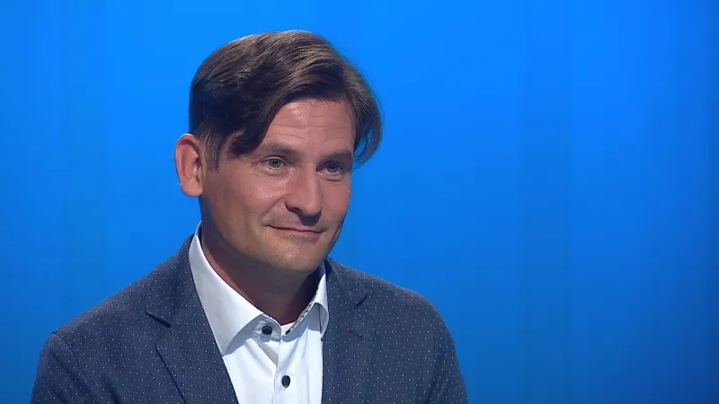 Poslední skaut™ tweet media