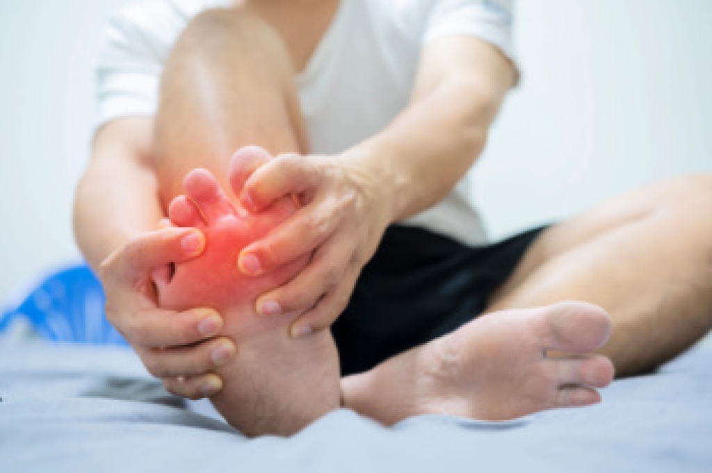 FootCareInst's tweet photo. Common Causes of Toe Pain https://t.co/9AXPu2EwmX https://t.co/EHqGioNqDJ