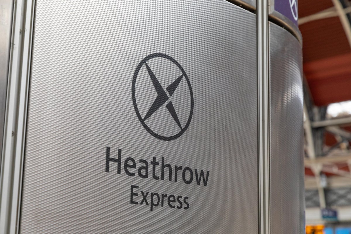 Heathrow Express tweet media
