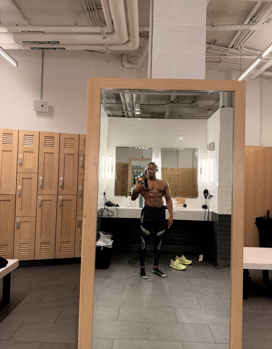 thirsttrap tweet media