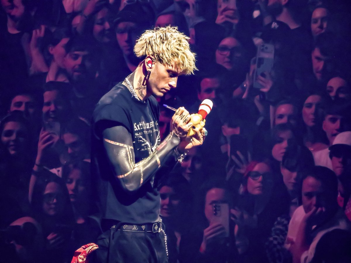 mgk once tweeted: 🗝️🏨😈 (@mgkoldtweets) / Posts / X