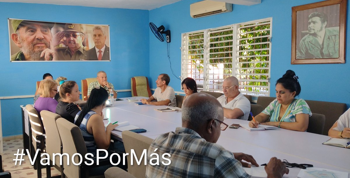 Las_Tunas_ONEI's tweet photo. Realiza la #ONEILasTunas Consejo de Dirección correspondiente al mes de Marzo. Entre los principales puntos tratados:
- Evaluación del plan y presupuesto al cierre de febrero.
- Cumplimiento de la Resolución 60/2011: Seguridad y Protección.
- Análisis de la disciplina laboral. https://t.co/LxhnJ0eLXe