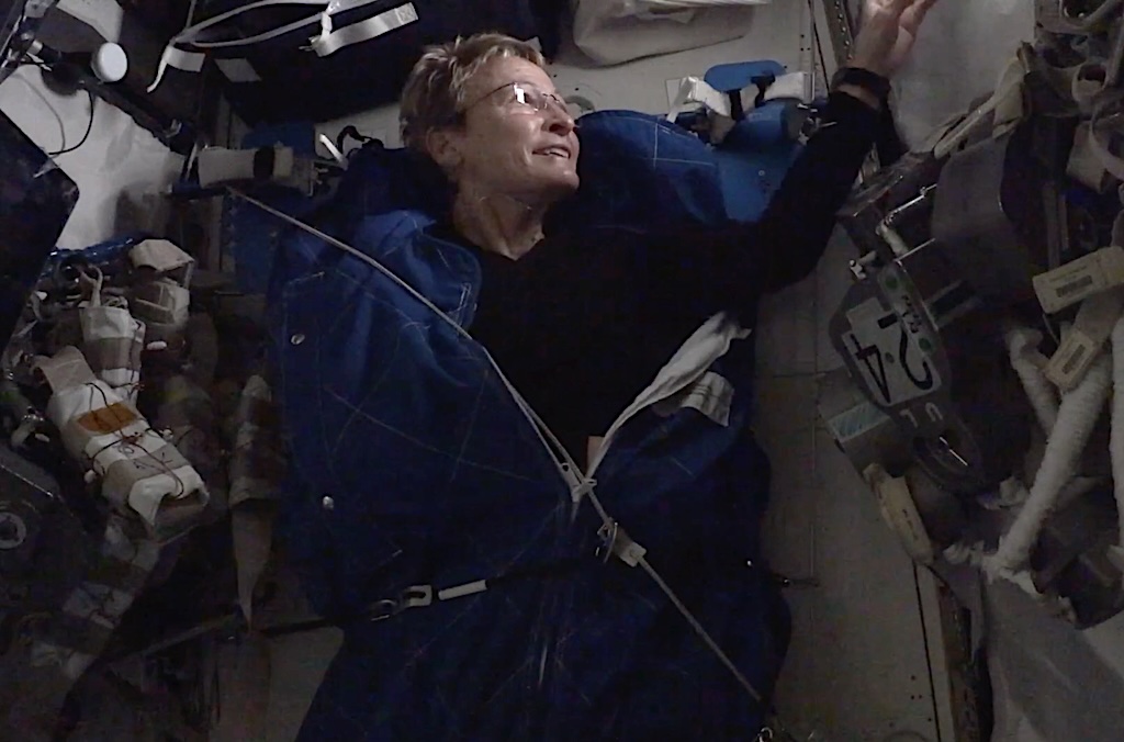 Peggy Whitson tweet media