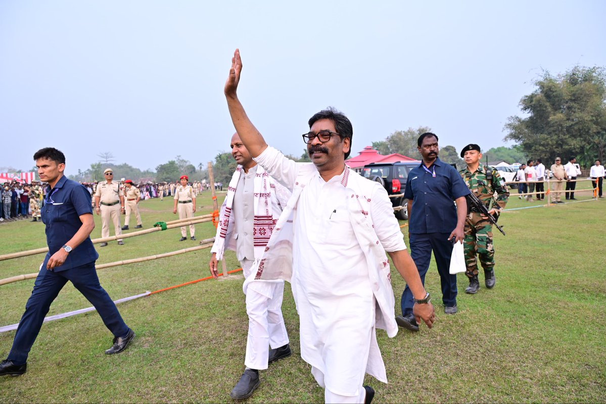 Hemant Soren tweet media