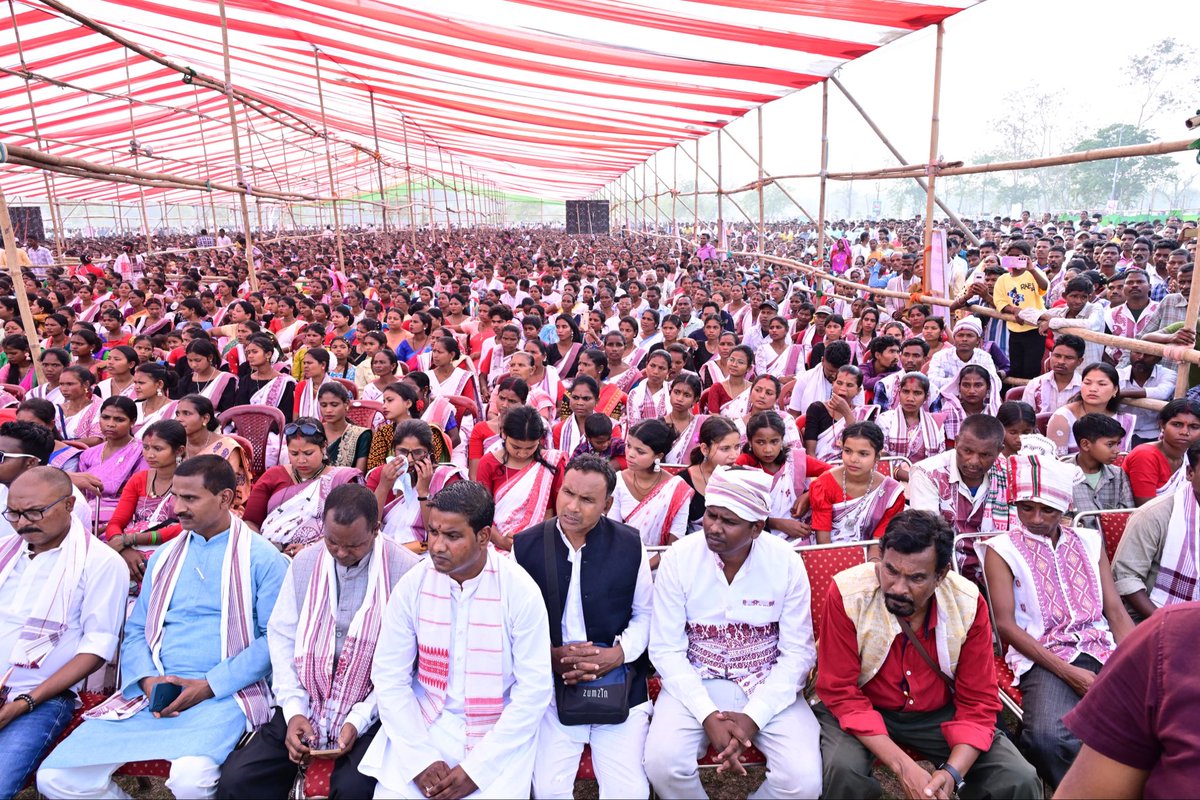 Hemant Soren (@hemantsorenjmm) on Twitter photo 