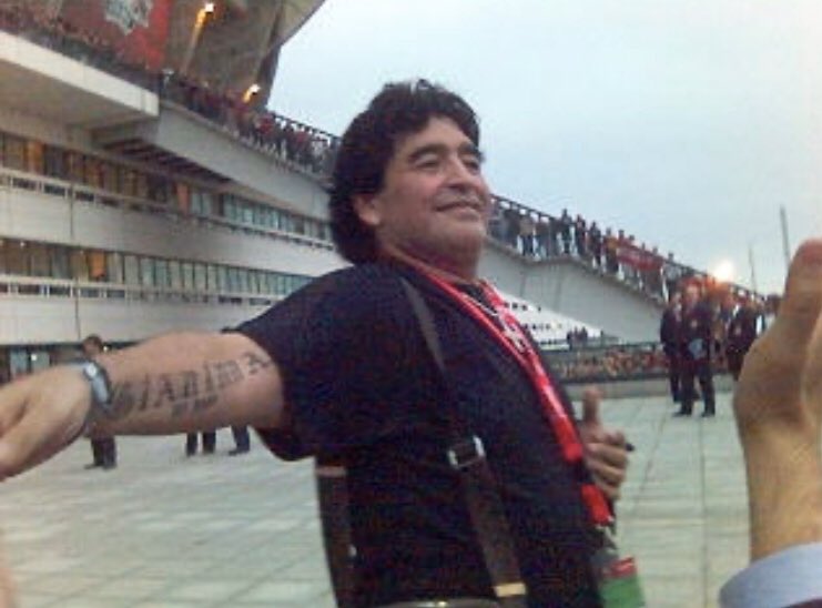 HasTek's tweet photo. @nairn_calum I was there that day as a Gala fan… and I even gave Maradona a high five before the game. One of the most unforgettable moments of my life. 💛❤️ https://t.co/SfGi1A9kRI