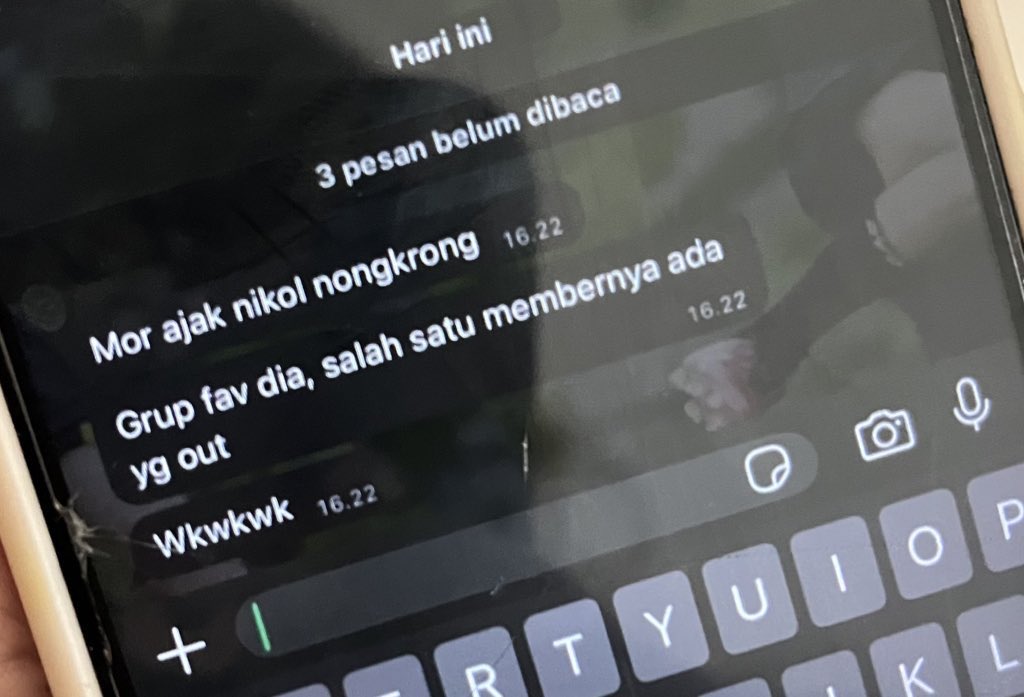 minic_omely's tweet photo. jangan tanya keadaan gue sekarang kayak gimana, pliss jangan 

#ENHYPENISSEVEN #enhypenOT7forever #comebackheeseung https://t.co/X7v26MTJUV
