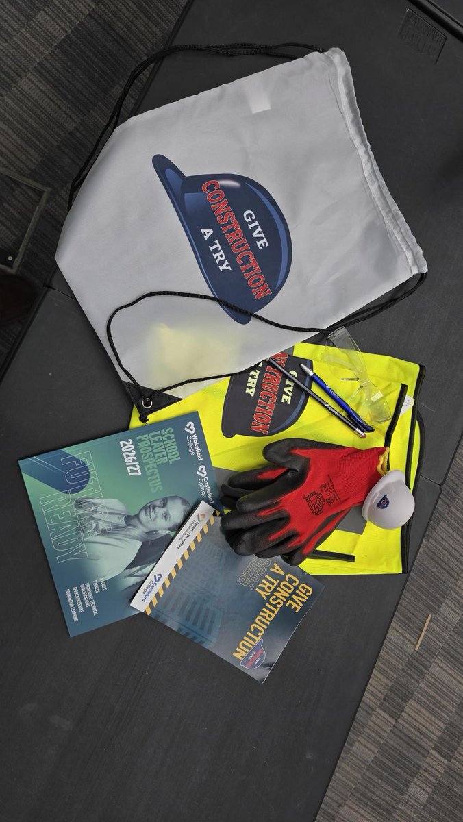 Castleford College tweet media