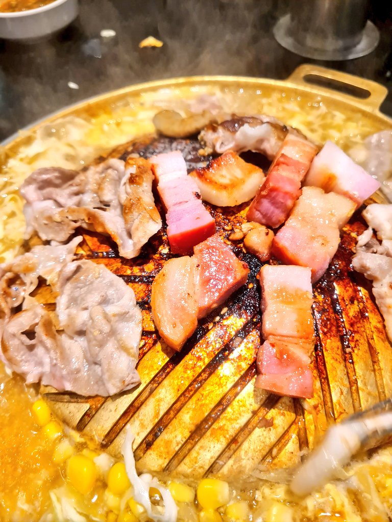Garrdenrosse's tweet image. จัดหนัก จัดเต็ม #buffet...อร่อยยยยสะใจ