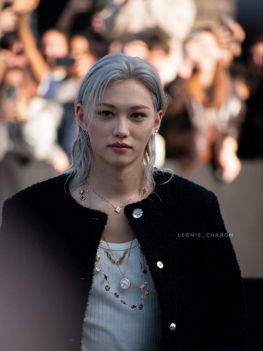 CharonTurpin's tweet photo. Felix from Stray Kids for Louis Vuitton 
Paris Fashion Week F/W 26 

Tous droits réservés, ne pas utiliser sans autorisation / All rights reserved, Do not use without agreement

#LouisVuittonxFelix #straykids #skz #Felix #FELIXxLVFW26 https://t.co/RrKYIiJyg6