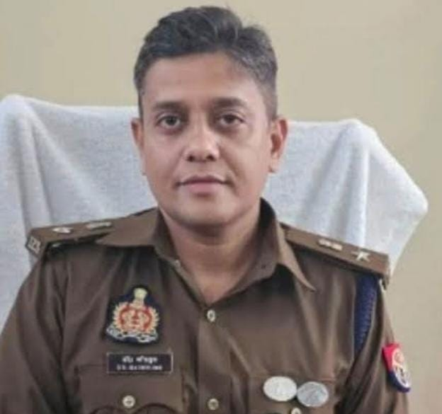 bstvlive's tweet photo. गोरखपुर : IGRS निस्तारण की पुलिस विभाग की रैंकिंग जारी
➡प्रदेश स्तर की SSP-SP की रैंकिंग जारी
➡SSP डॉ कौस्तुभ को मिला प्रथम स्थान
➡फरवरी 2026 माह की रैंकिंग में अव्वल
➡समस्याओं के निस्तारण में गोरखपुर अव्वल
#Gorakhpur #PoliceRanking #SSP @gorakhpurpolice https://t.co/v3ic0Ghe6G