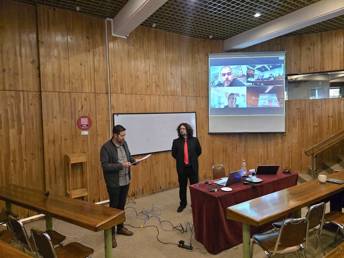 do_sqb's tweet photo. ⚫ #NuevoDoctorUTalca 👏 👏 👏

Destacamos y felicitamos a #BaironHernández, quien aprobó con éxito la Defensa Final de Tesis y ahora es Dr. del programa Doctorado en Ciencias mención Modelado de Sistemas Químicos y Biológicos de la Universidad de Talca.

👏 👏 👏 https://t.co/xfM2tev0Nl