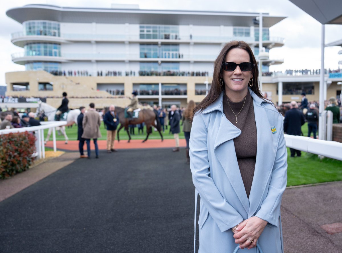 Horse Racing Ireland tweet media