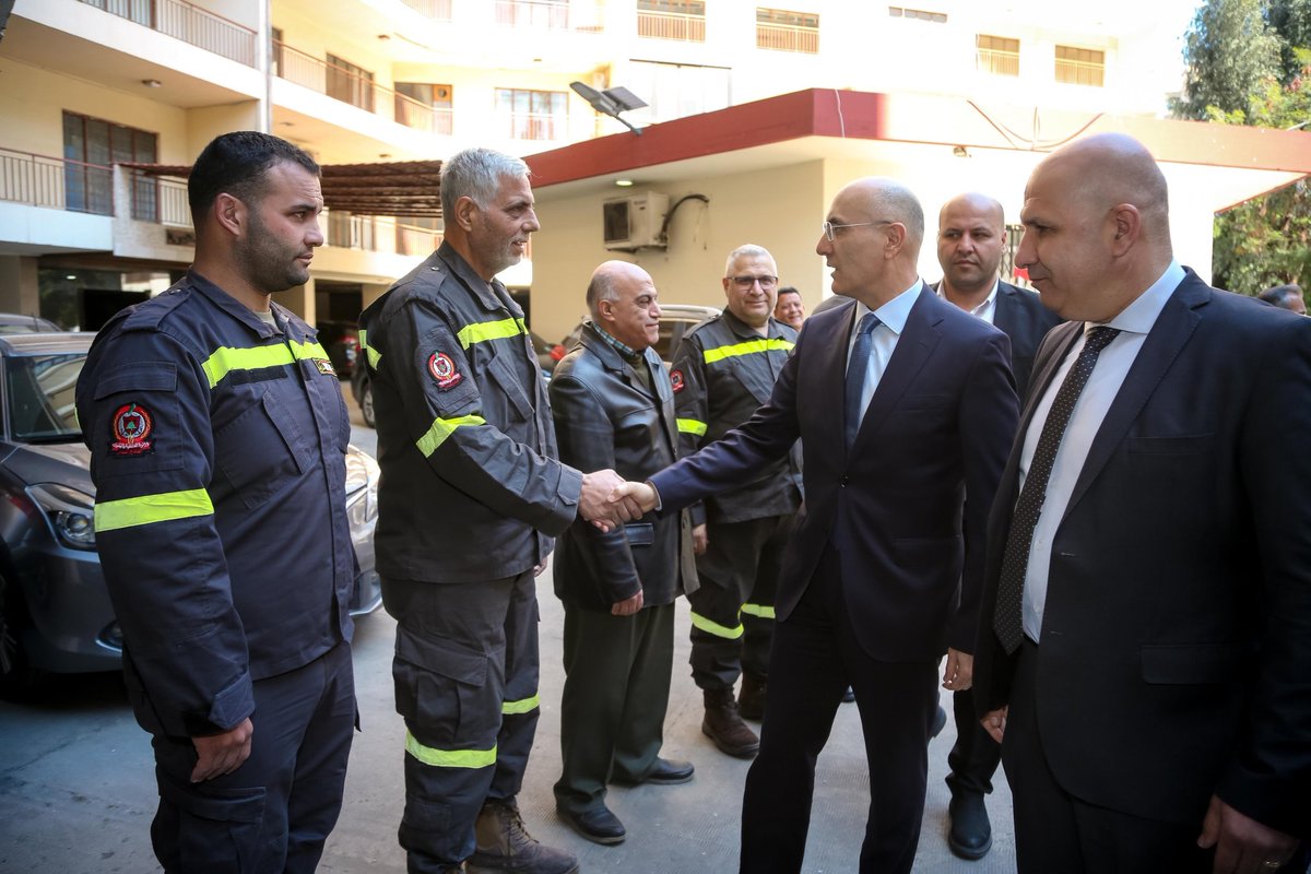 الدفاع المدني اللبناني tweet media