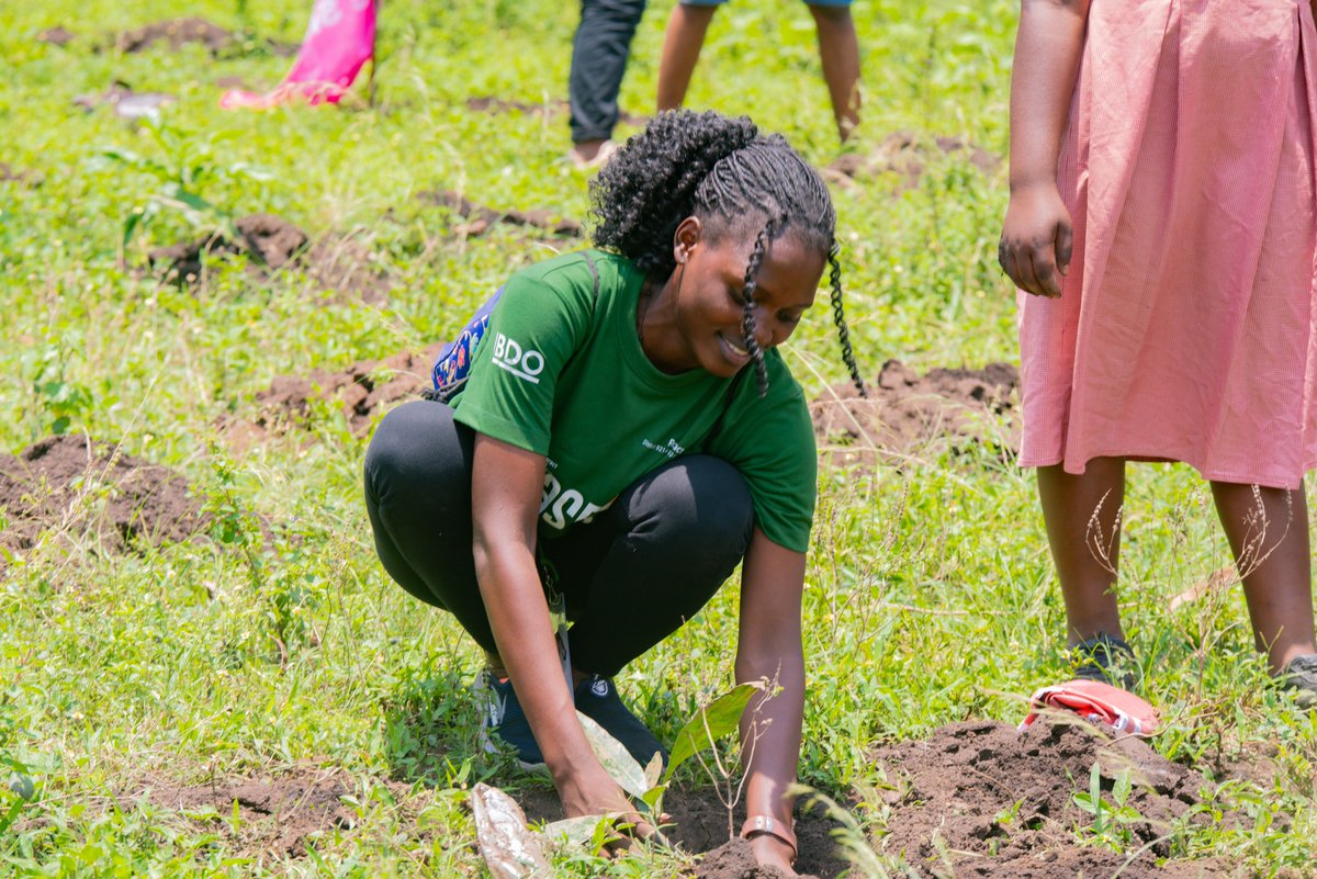 RotaractD9214's tweet image. As we celebrate #WorldRotaractWeek, today we shine a light on REI, Rotaract Earth Initiative A greening project that has grown with our district for the last five years, REI traces its roots back to 2015 when it was first launched in Rotaract District 9211. (1/2)
#5YearsOfImpact