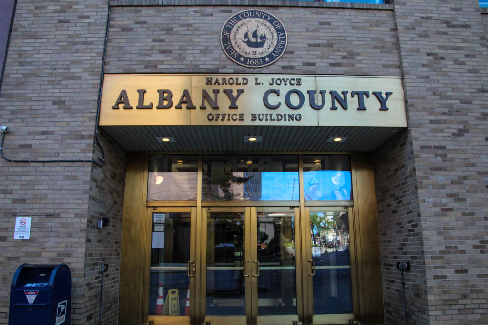 TALK 1300/98.7 NEWS tweet media