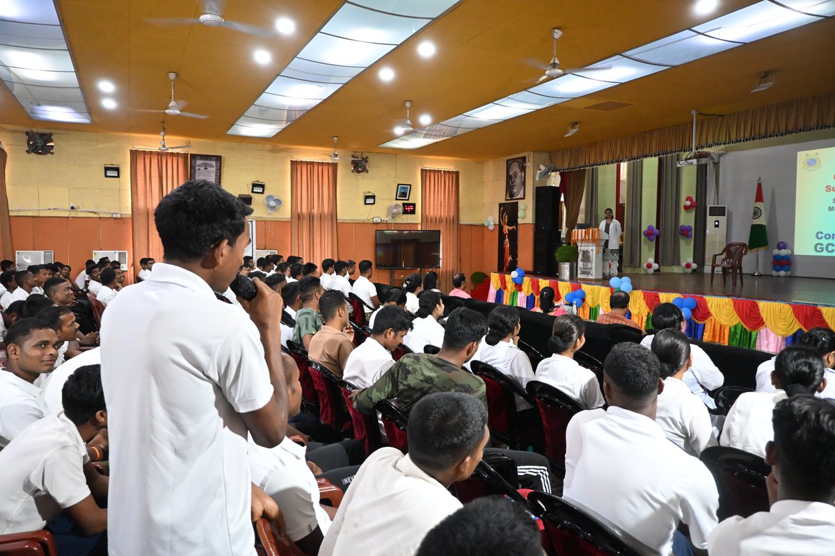 BbsrCh's tweet photo. #CHBBSR was organised  Mental health, with special mention about stress, Anxiety, Sleep deprivation and addiction and also breathing exercise, Grounding exercise and PMR exercise by Khusbu Lenka, Clinical Physiologist, Sum ultimate Hospital, BBSR at GC CRPF recreation room BBSR. https://t.co/5OKK32K9FN