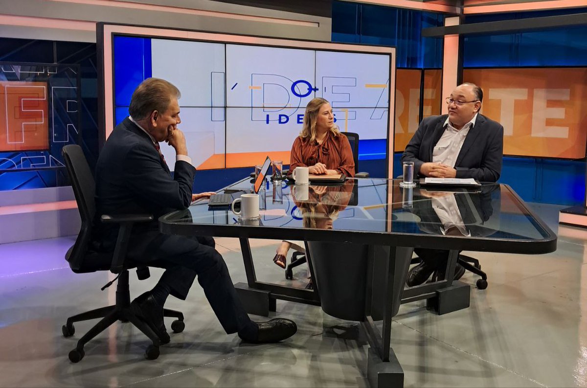 Hugo Mayorga, director legal de MOVES: "De seguir con la tendencia generalizada del 8 % de crecimiento en tendencia (del parque vehicular), que la hemos tenido durante los últimos 6 años marcada, quitando el año de pandemia, para 2030" (1/2)