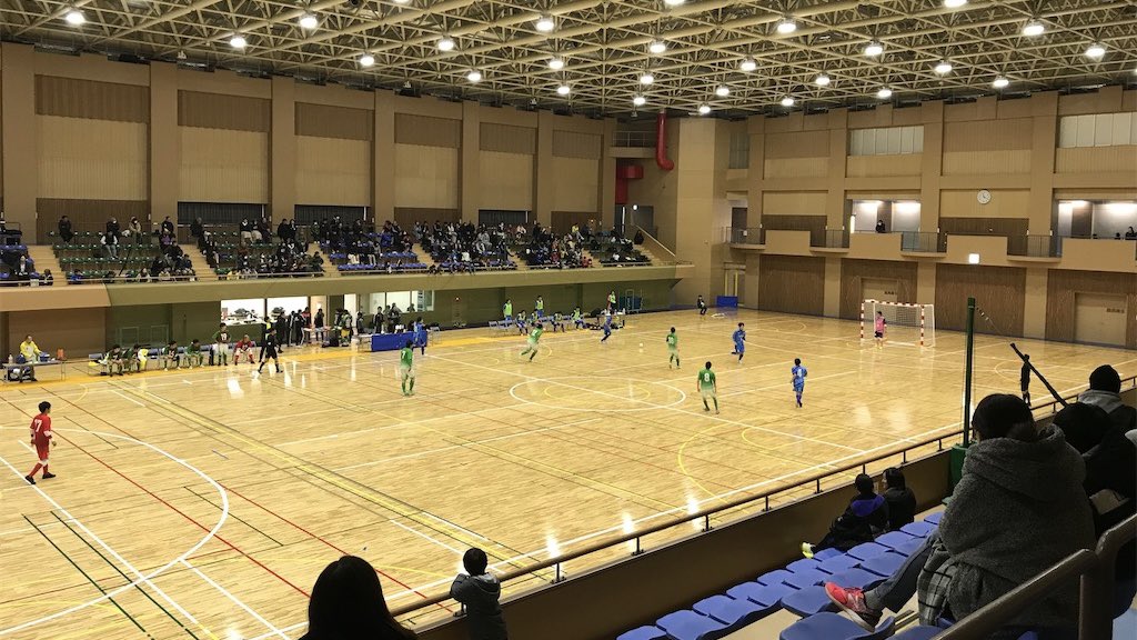 fut_log's tweet photo. 【今週末開幕！全日本フットサル選手権】
3月14日(土)、15日(日)に全日本フットサル選手権に１回戦２回戦の会場となる御殿場市体育館の情報はFUT-LOGの体育館情報データベースを参考にどうぞ！要室内履き、エアコンなく寒いです。ご注意を！！

https://t.co/ioZvOhuIHD

#全日本フットサル選手権 https://t.co/zK471cOnD0
