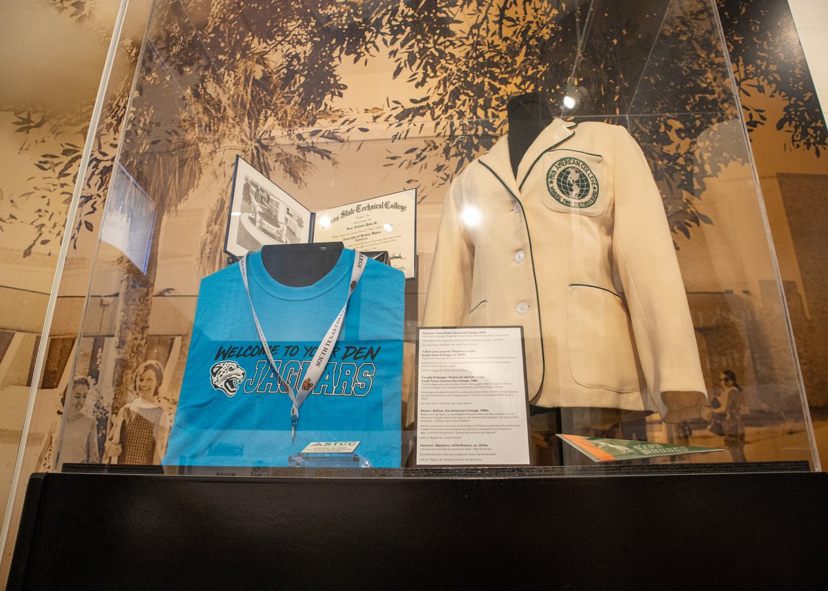 TXTropicalTrail's tweet photo. Currently on display at the Museum of South Texas History is “The Right to Learn: A History of Education in South Texas” exhibit, which highlights the people, places and policies that shaped public education in the Rio Grande Valley. Open Tues - Sat from 10 am to 5 pm. https://t.co/hTK8Z5yBNG
